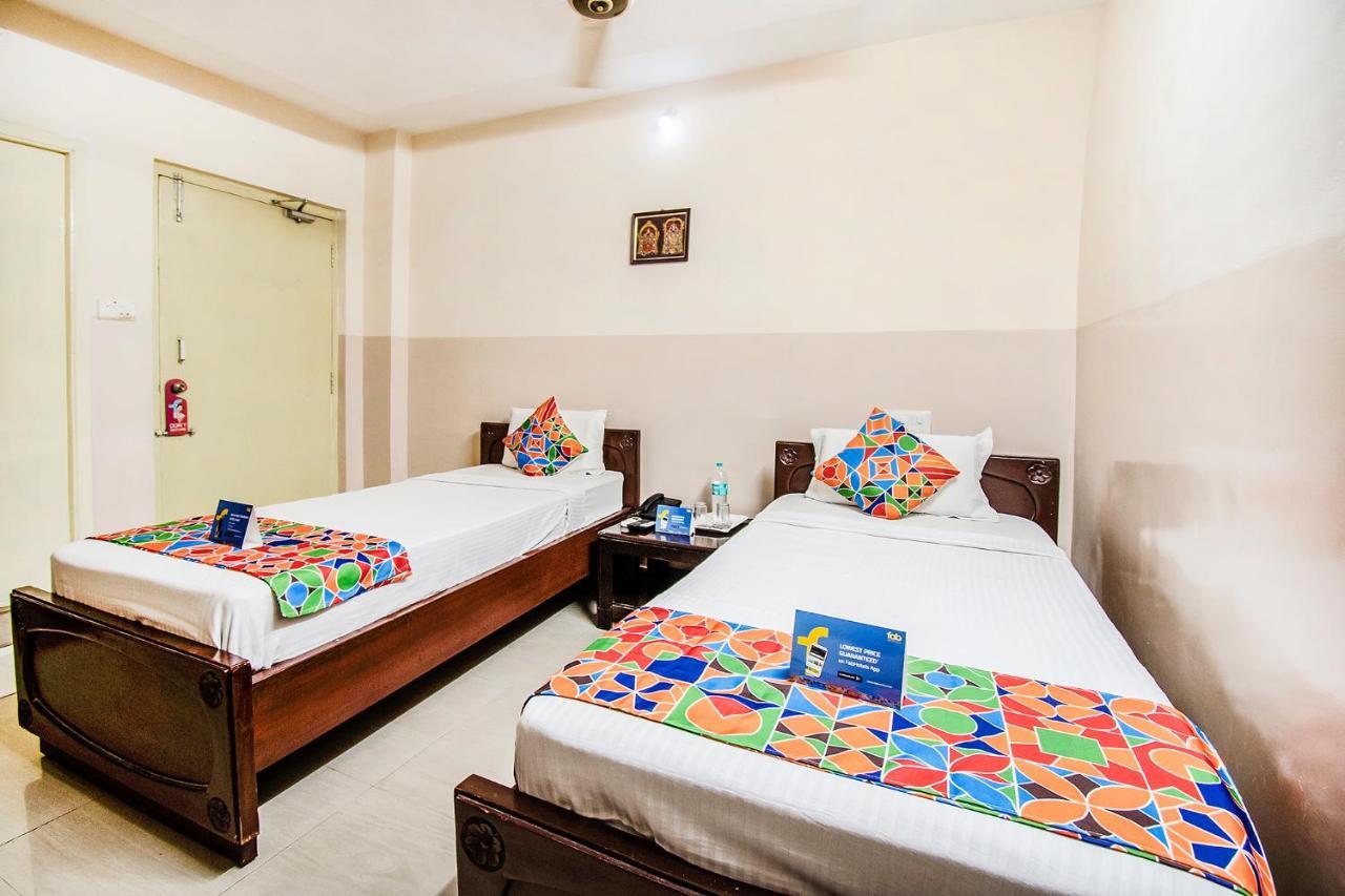 Fabhotel Aditya Yatri Nivas - Nr Tirupati Railway Station Exterior foto
